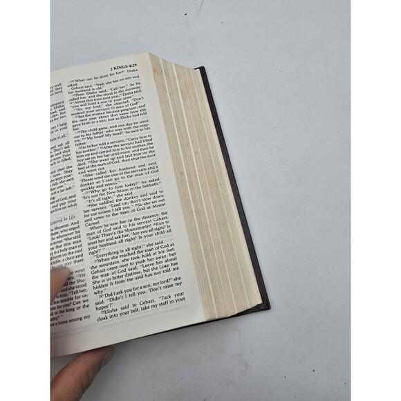 Holy Bible New International Version Red letter edition 1982 Zondervan Indexed - Picture 7 of 9